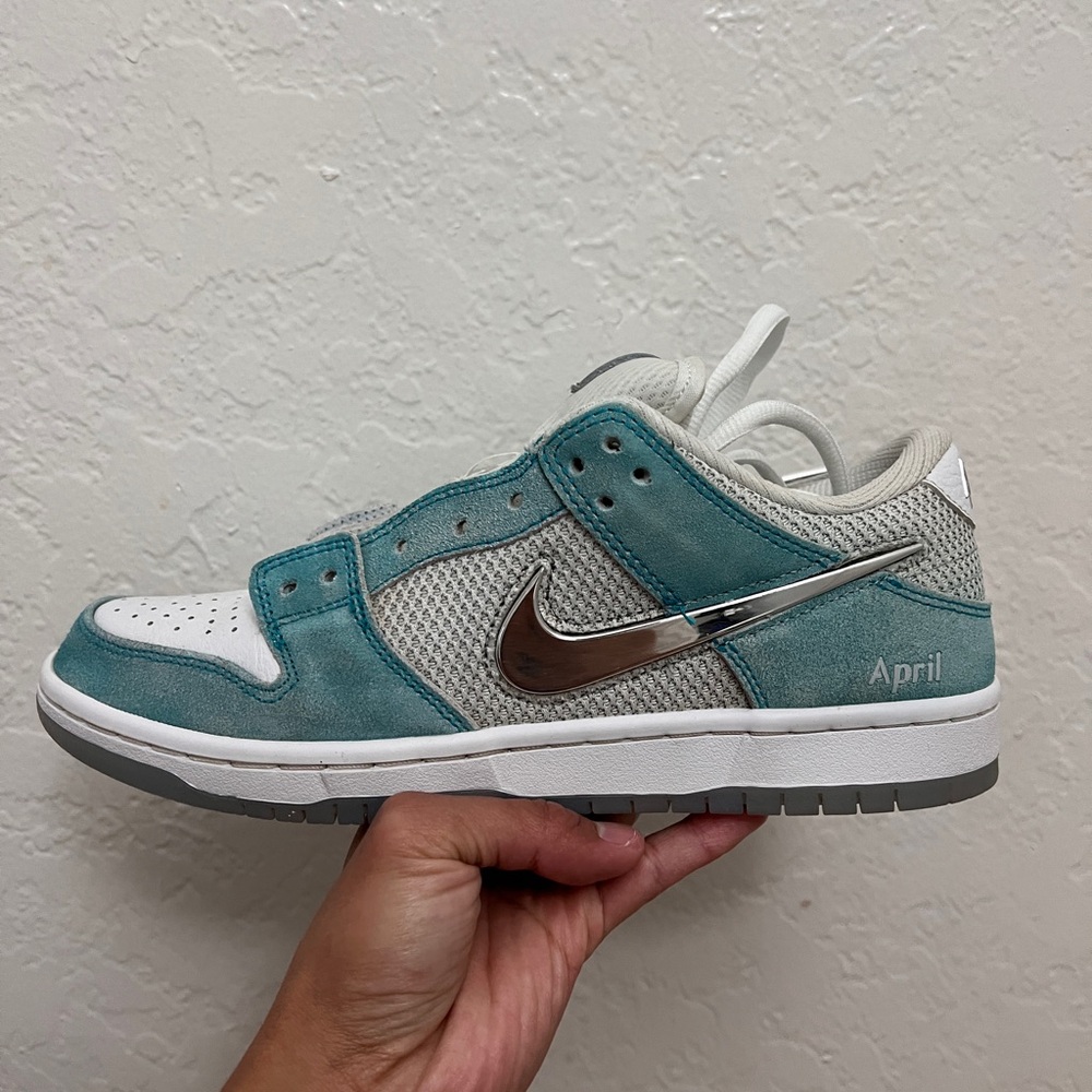 April SB Dunk 7.5M